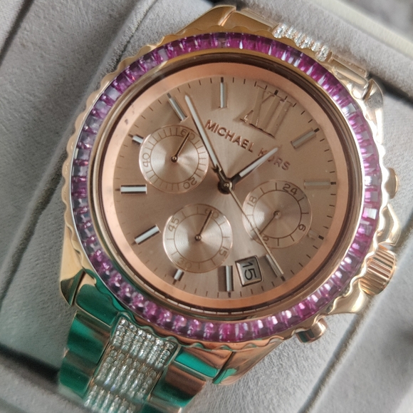 Michael Kors Everest Women's Rose Gold Purple -Stainless Chronograph Watch MK721 - Picture 2 of 13
